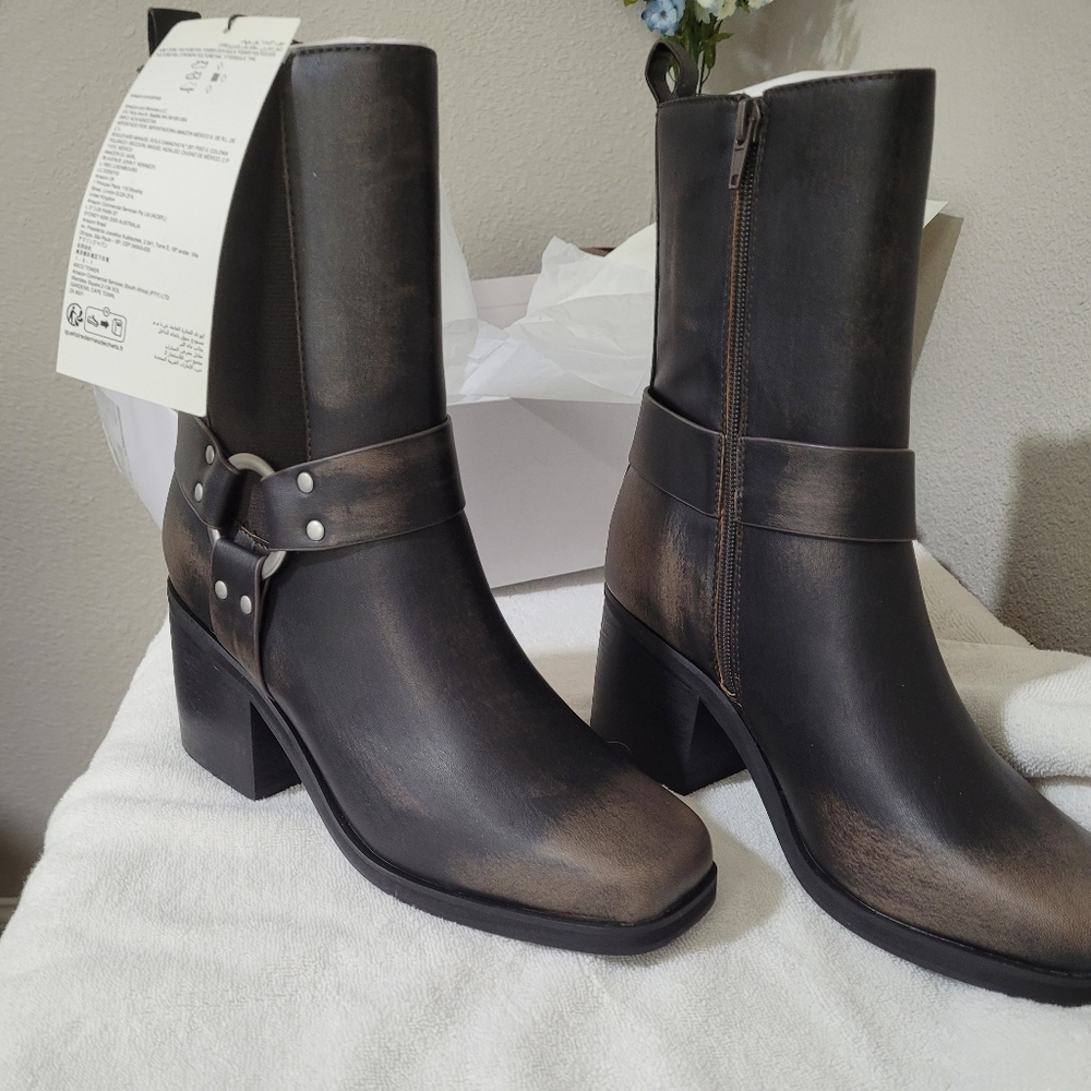 Women's Distressed Brown Lilith Short Moto Boot with Buckles Biker